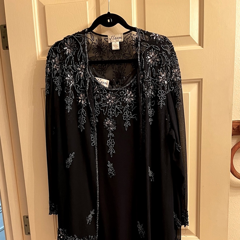 Navy beaded dress and jacket in excellent condition. Size 18 W I Laxmi brand.